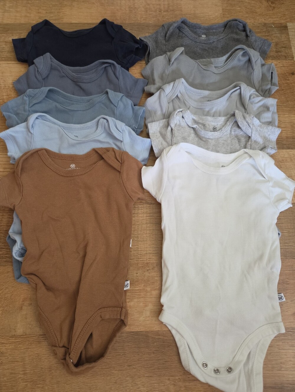 Honest Baby Short Sleeve Onesie Lot - Blue Grey Brown - 10pcs